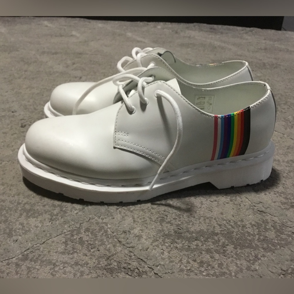 Dr martens NEW white with inclusive flag